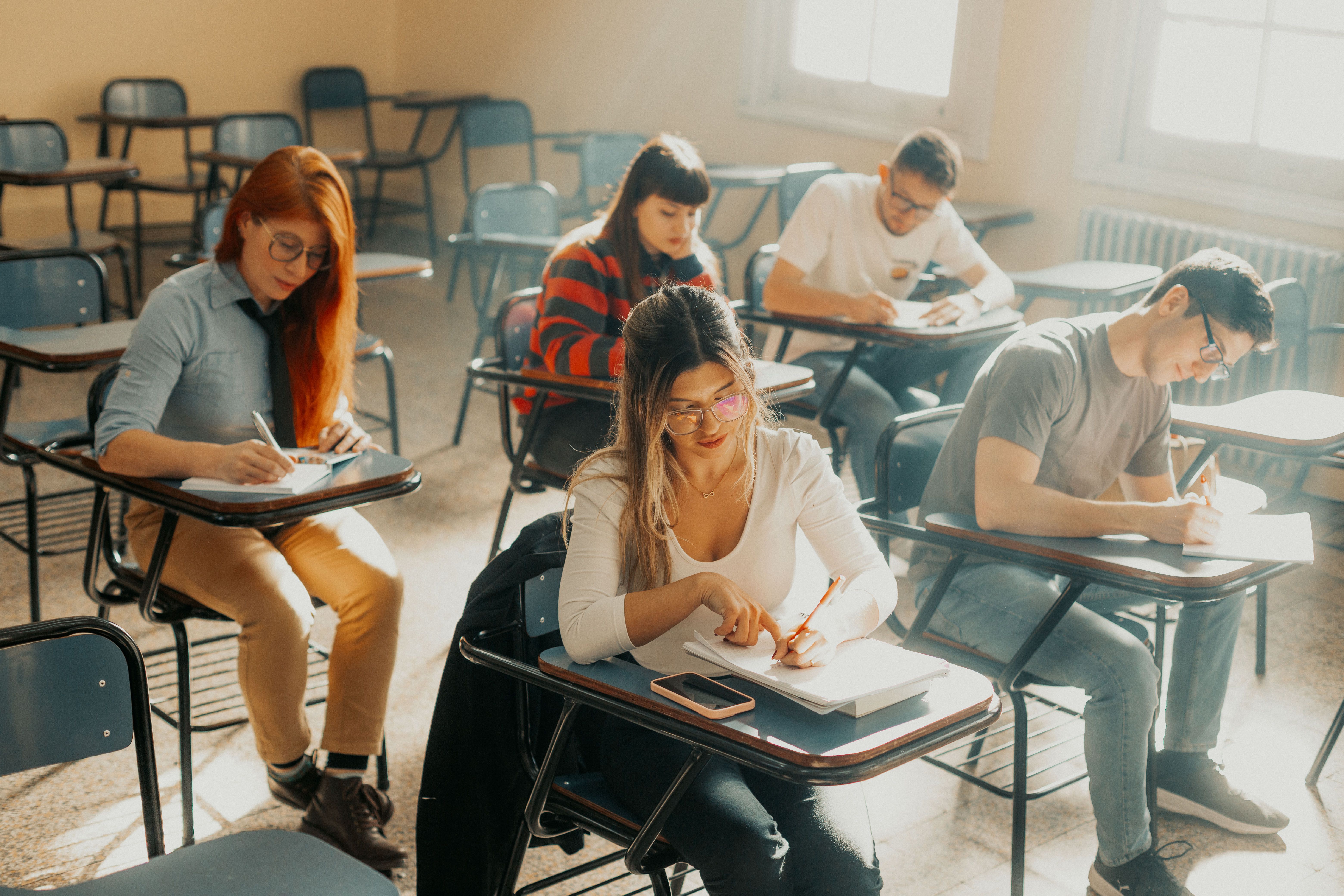 How to Handle Difficult Questions Without Losing Confidence